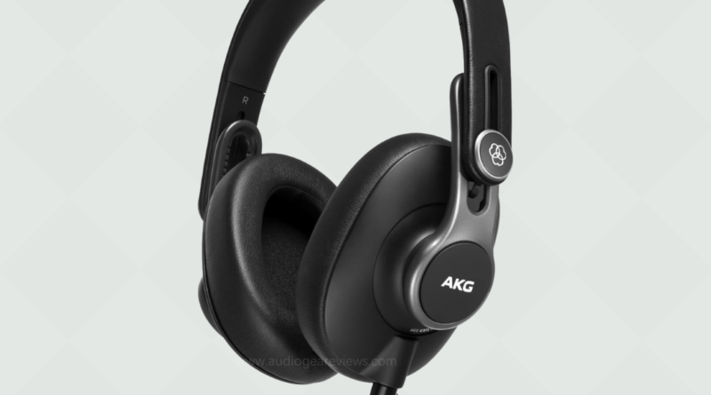 Side view of the AKG K371 studio headphones’ ear pads and headband”